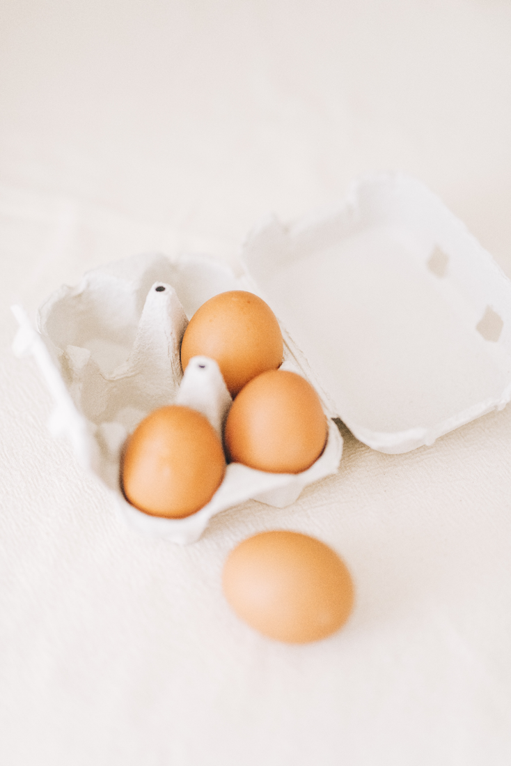 Cuatro huevos