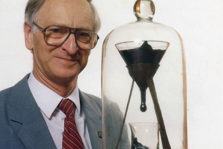 Pitch Drop Experiment featuring long-time custodian John Mainstone in 2007
