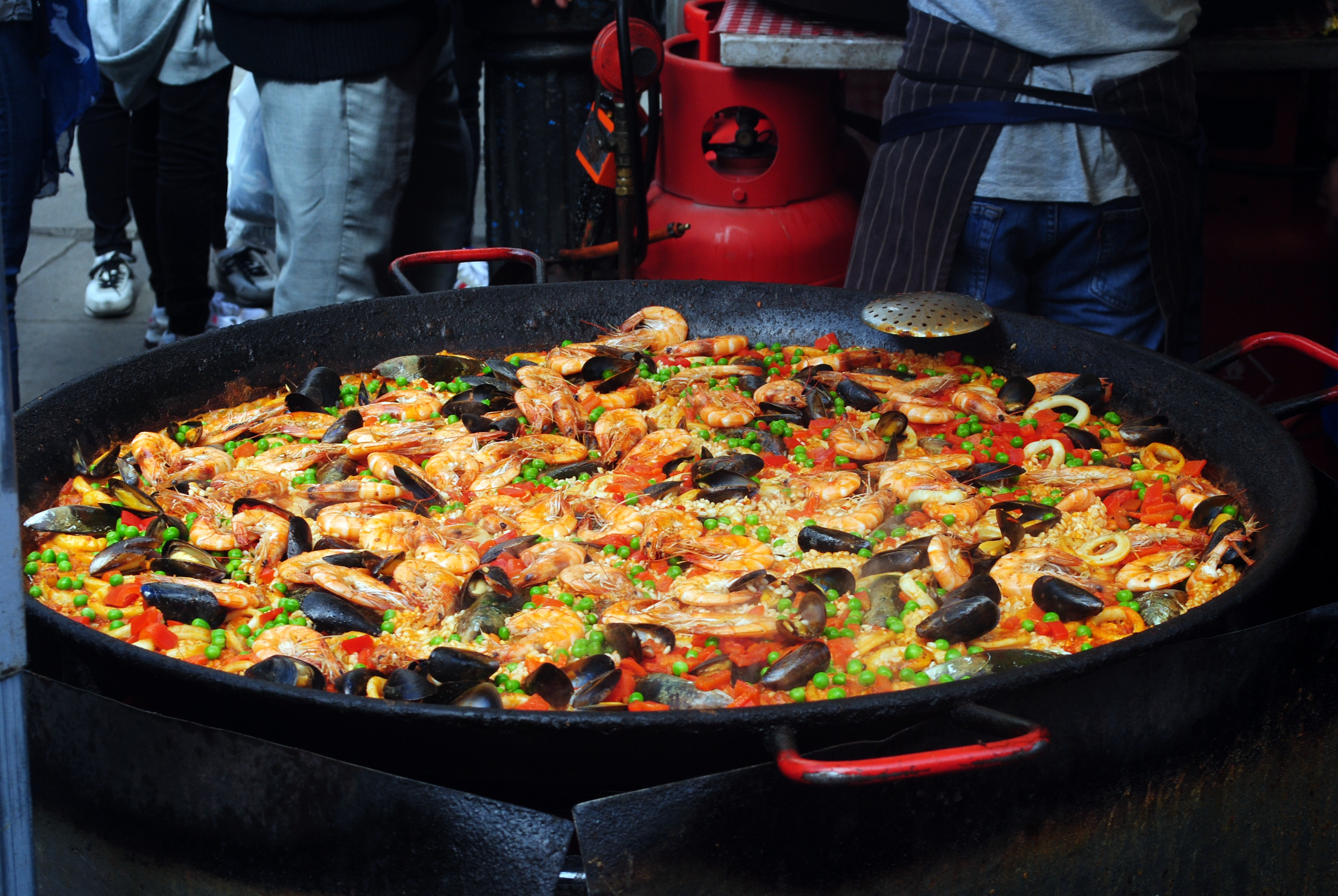La paella, un plato típico de España 