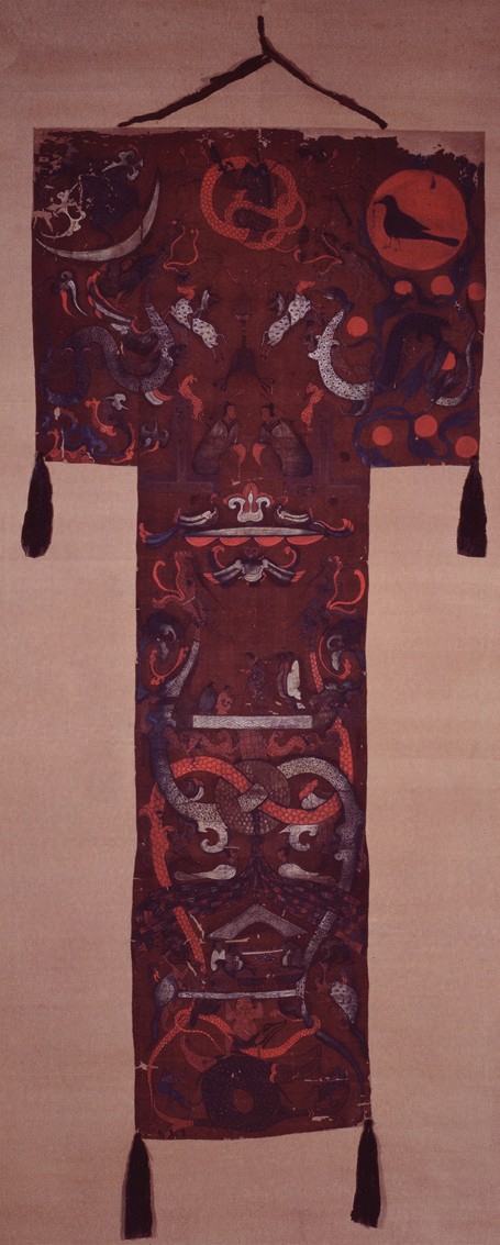 Western Han painting on silk was found draped over the coffin in the grave of Lady Dai 